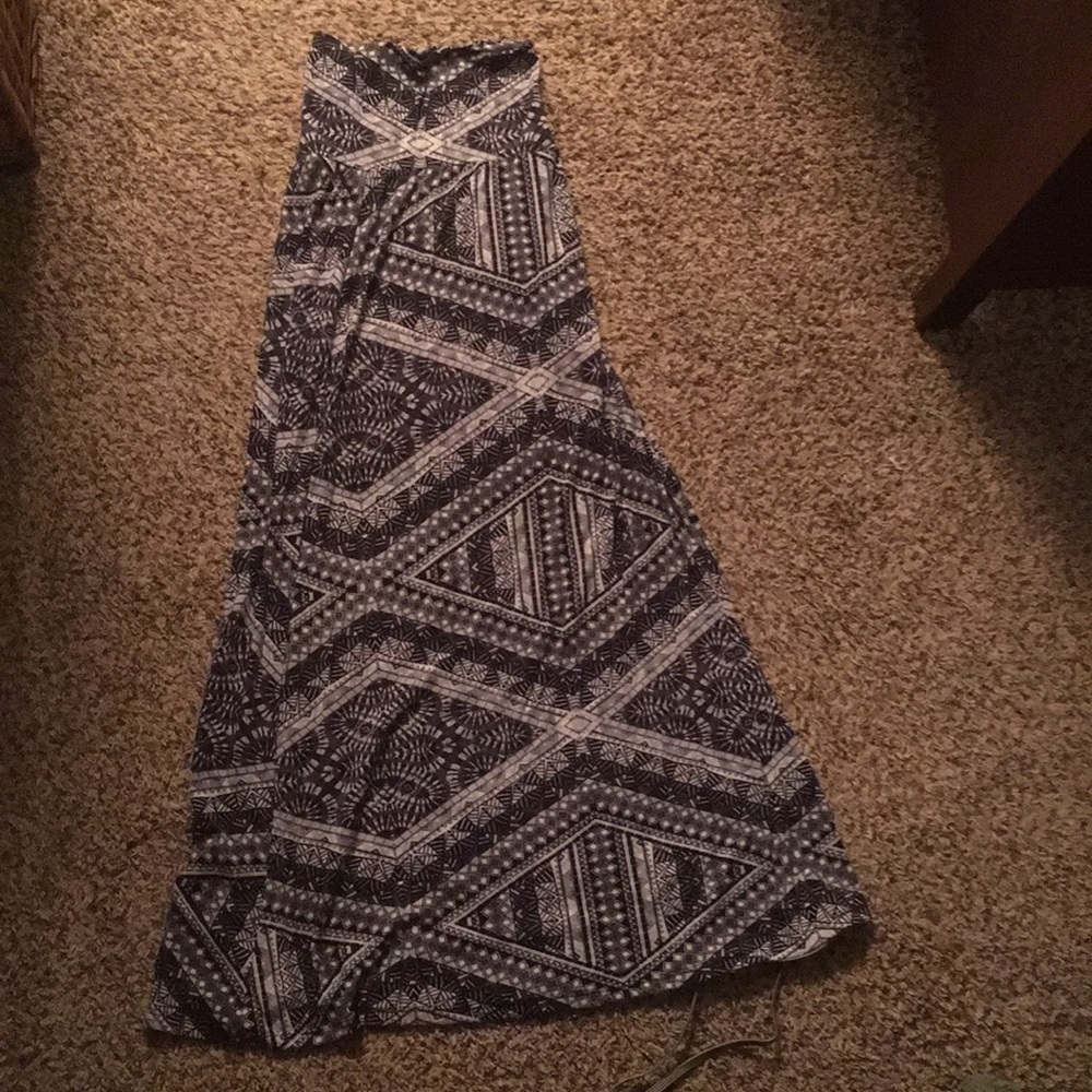 Black and White patterned high rise maxi skirt